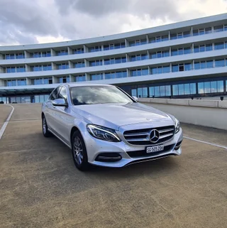 Mercedes-Benz C220d