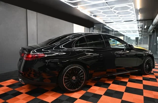 Mercedes-Benz E Class – 3