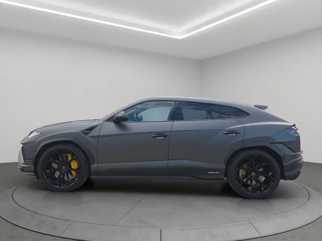 Lamborghini Urus – 5