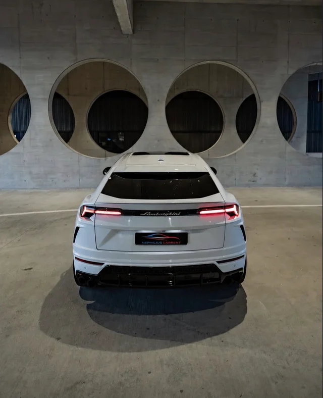 Lamborghini Urus – 3